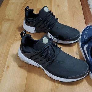 Nike Prestos